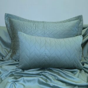Pure-Bliss-Aqua-Green-100-cotton-300-TC-super-king-quilted-PC-bedsheet-set-.jpg